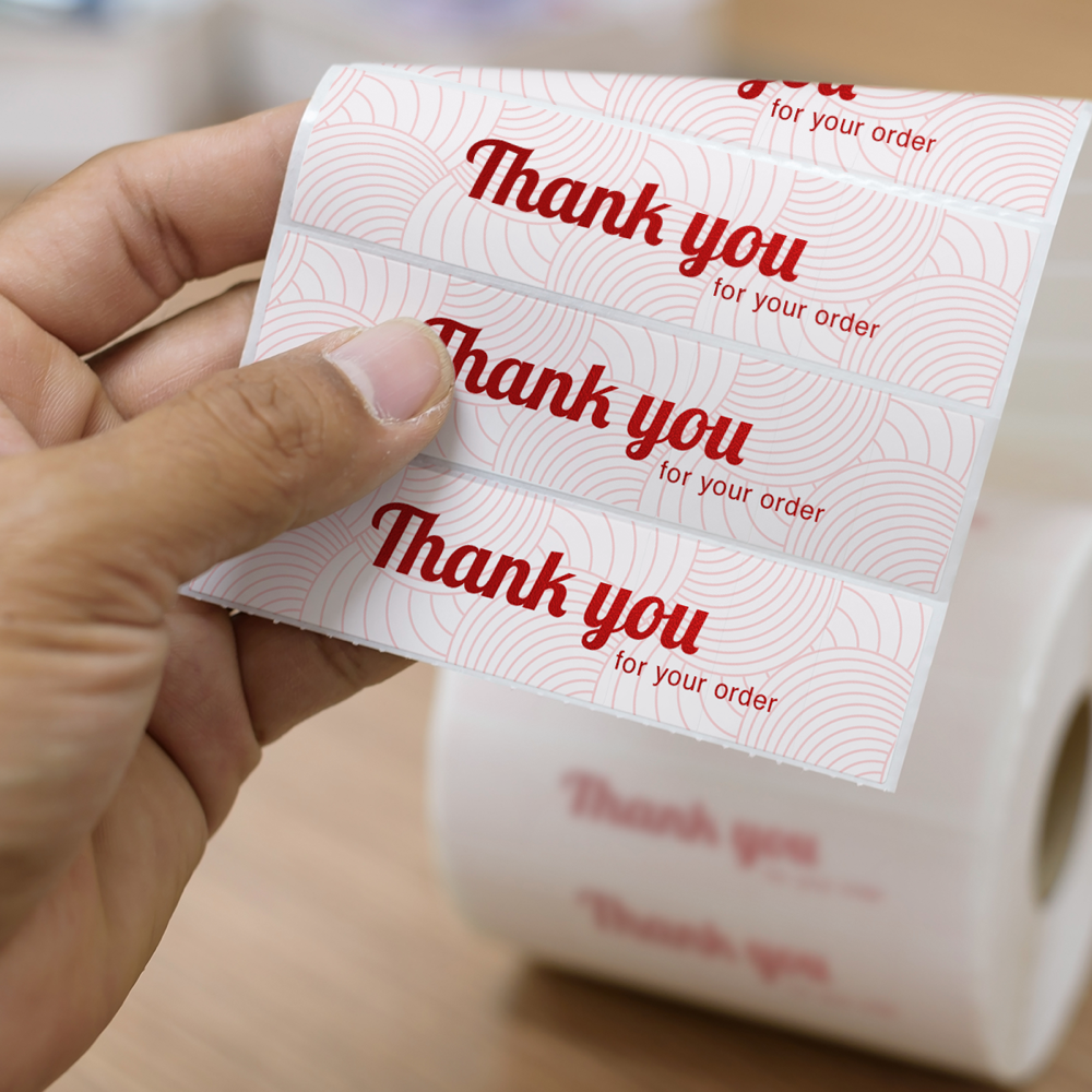 Etiquetas adhesivas en rollo con acabado exclusivo